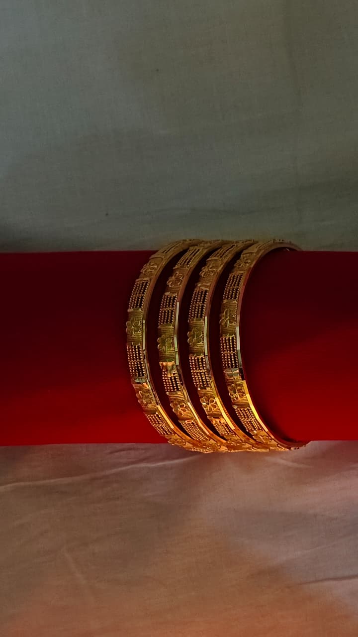 Gilded Oval Bangle