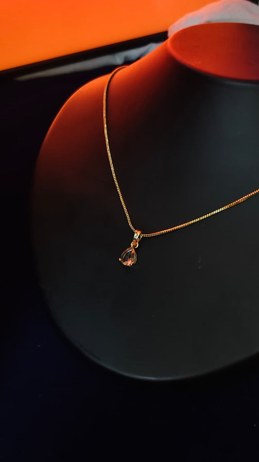 Dewdrop solitaire necklace